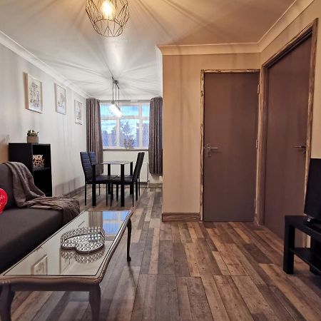 Palaz 2 - 2 Bedroom Flat Edmonton Zewnętrze zdjęcie