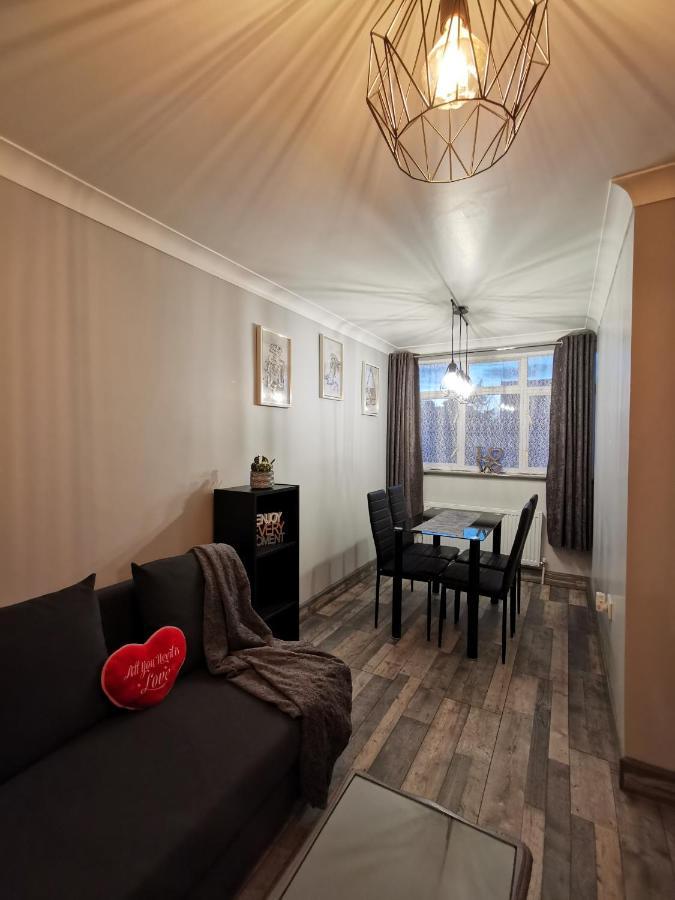 Palaz 2 - 2 Bedroom Flat Edmonton Zewnętrze zdjęcie