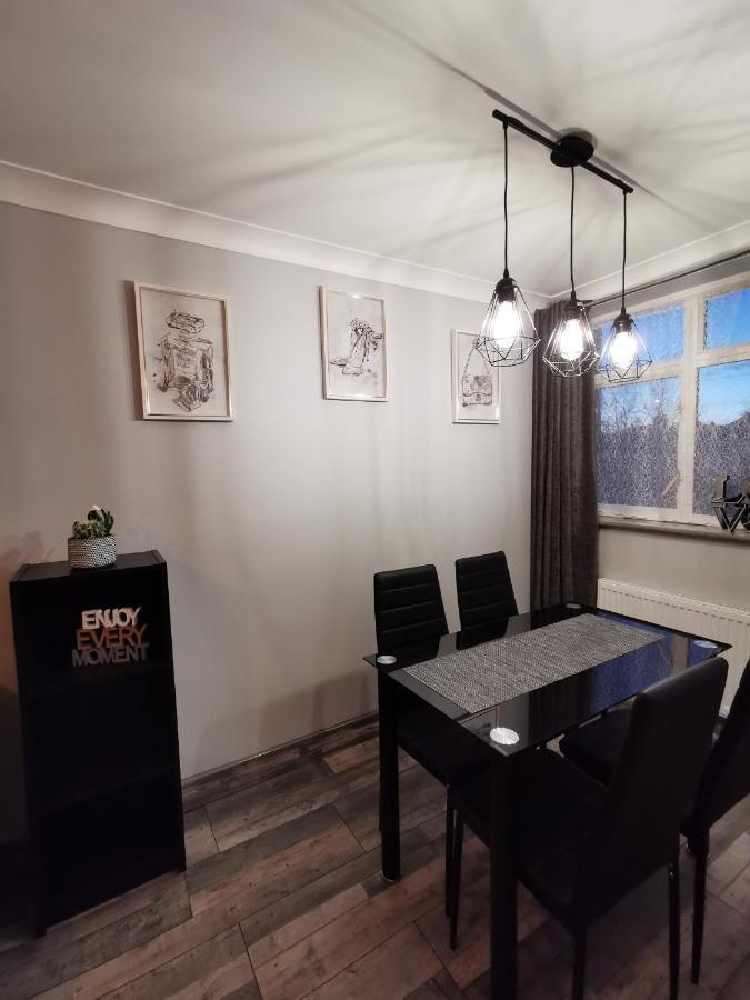 Palaz 2 - 2 Bedroom Flat Edmonton Zewnętrze zdjęcie
